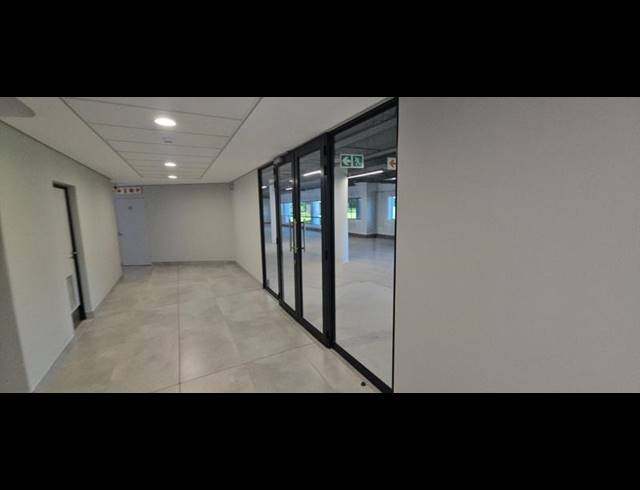 BUSINESS PROPERTY TO RENT IN VORNA VALLEY